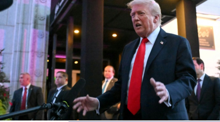 Para Demonstran di Washington Sebut Trump Adalah 'Hitler Zaman Kini'